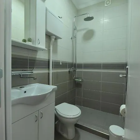 Guest house Prenociste Dvoriste Novi Sad