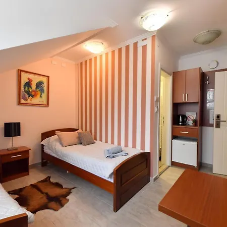 Prenociste Dvoriste Penzion 3*