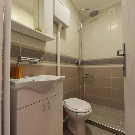 Prenociste Dvoriste Guest house 3*