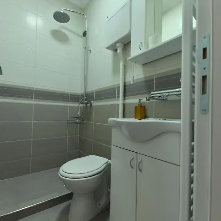 Penzion Prenociste Dvoriste